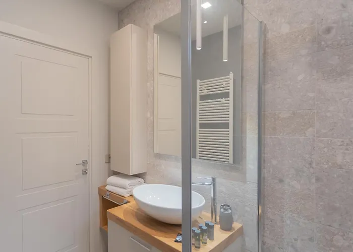 Design By Rent Apartment Torno